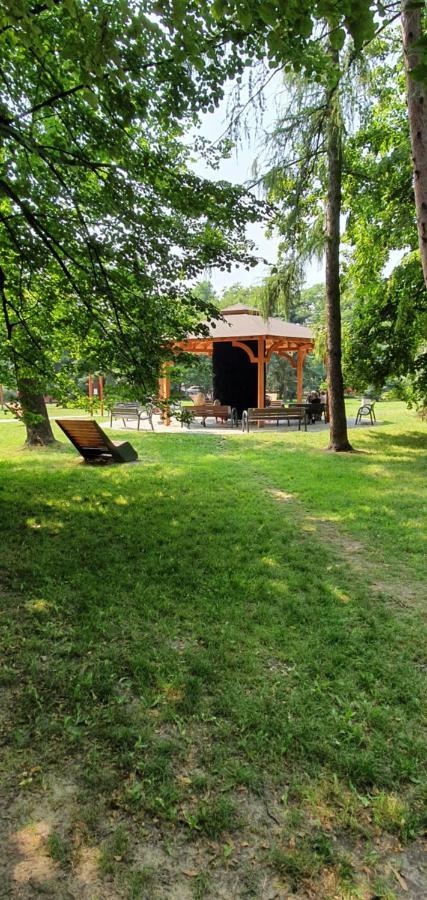 Juna2 - Nowoczesny W Centrum Z Widokiem Na Park * Pruszkow