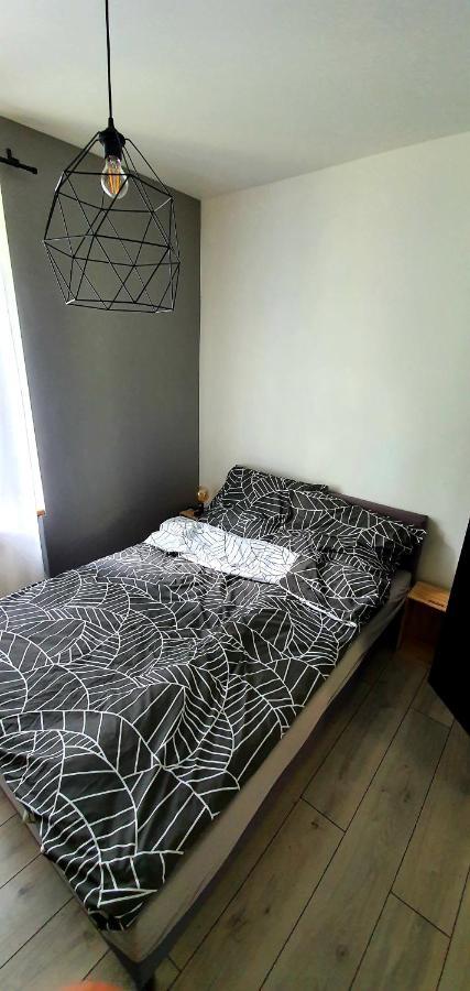 Juna2 - Nowoczesny W Centrum Z Widokiem Na Park * Pruszkow